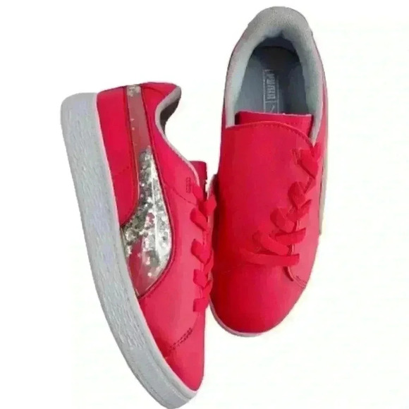 Puma Red Running Shoe Kid's Size 2C Classic - Picture 11 of 11